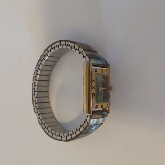 Vintage Le Baron Abalone shell Mother of Pearl quartz wrist watch - Picture 3 of 7